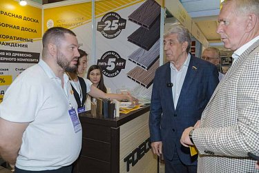 «Строительный салон-2025» – это место встречи бизнеса и власти
